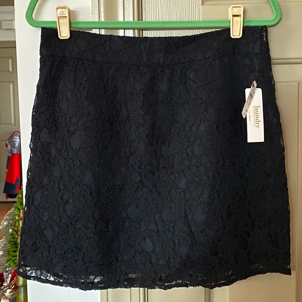 NWT Laundry by Shelli Segal Black Lace Miniskirt